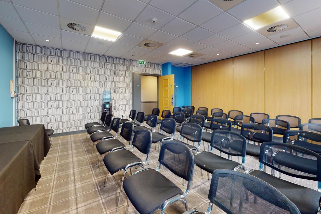 Village Hotel Hull Kingston upon Hull Bagian luar foto